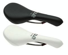OnebyESU Narrow Thirty Sole Saddle